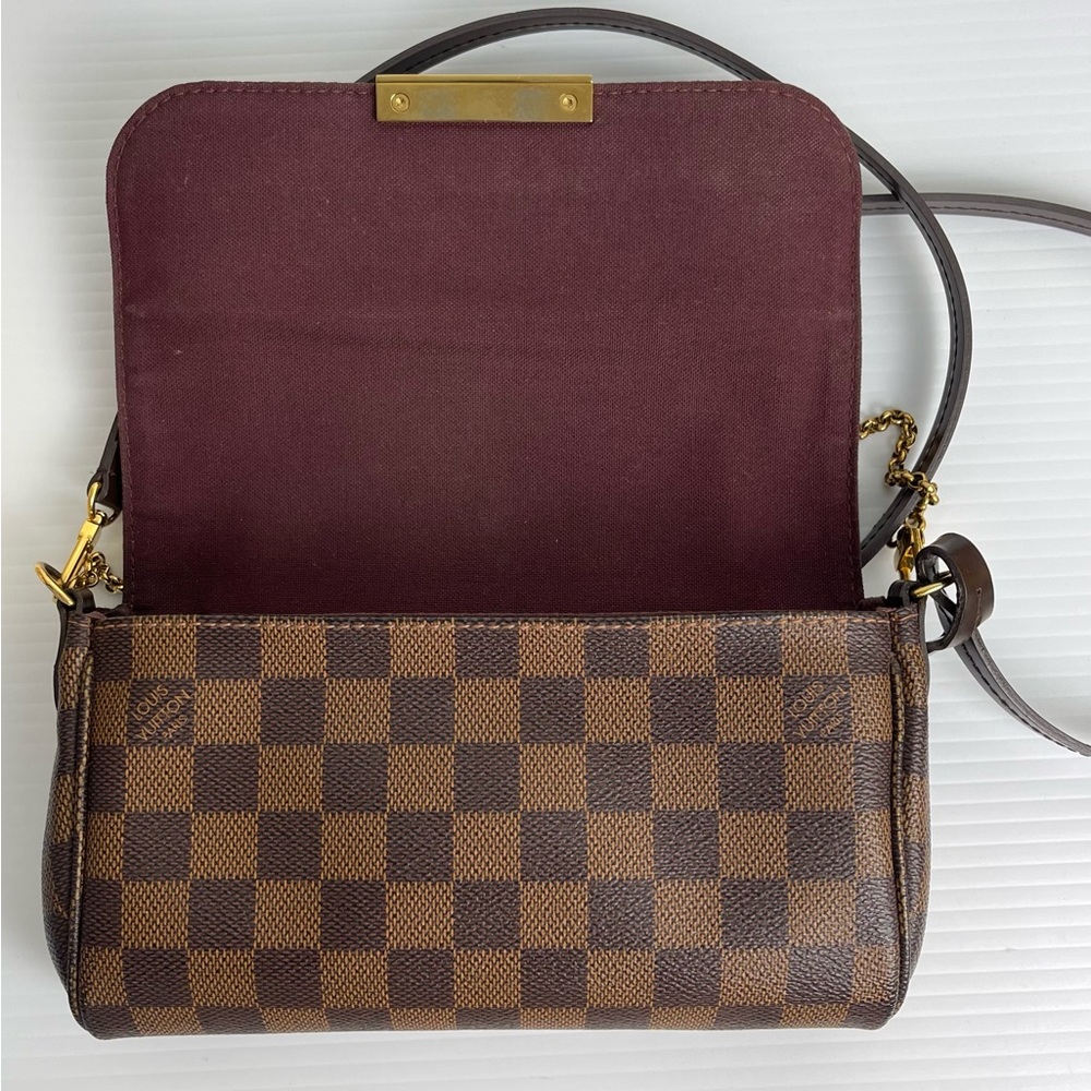 Authentic Louis Vuitton Favorite PM Damier Ebene Crossbody Clutch Purse Handbag - Picture 11 of 16